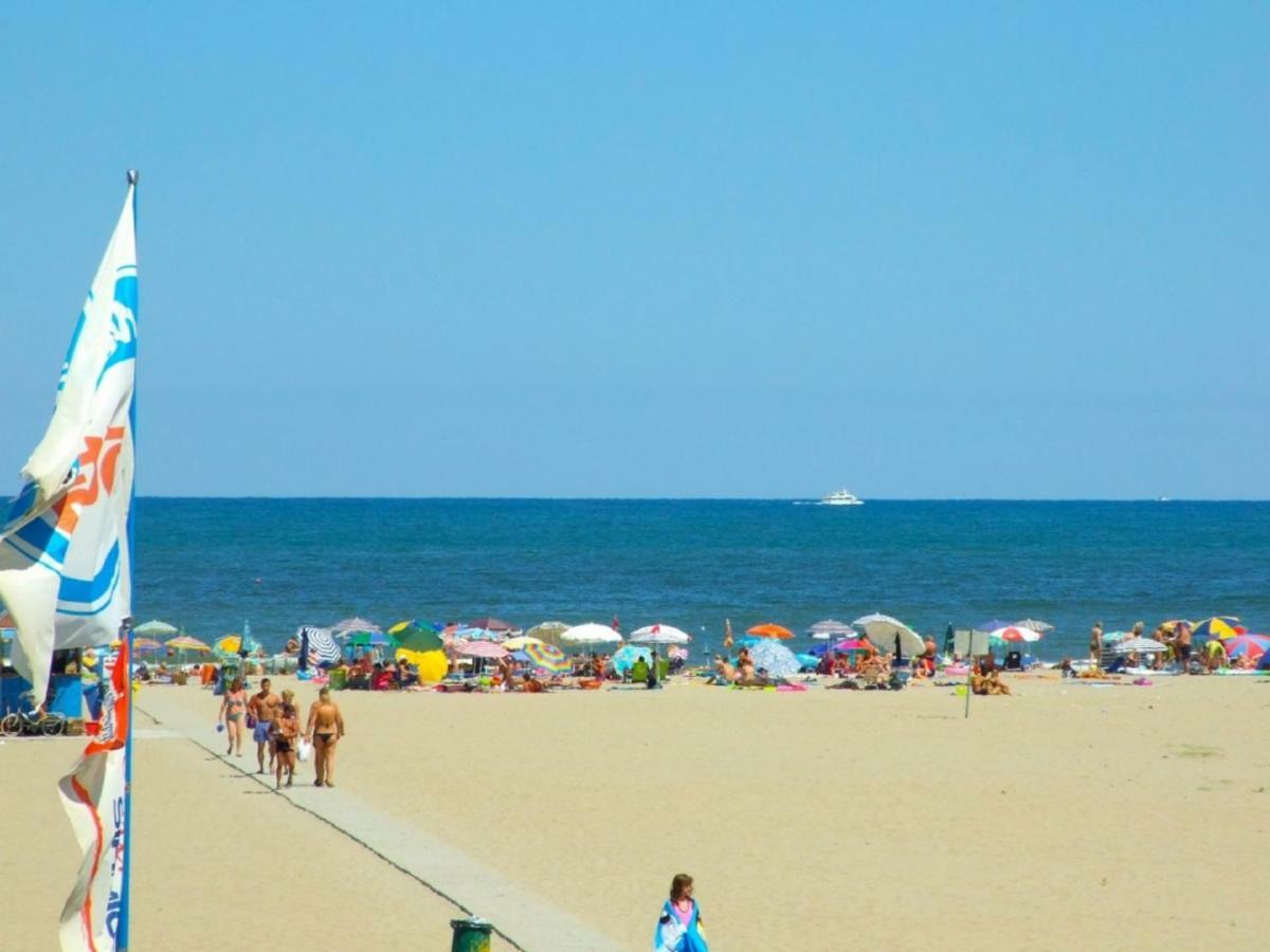 Dena Chalets - Lido Di Spina At The Beach Bagian luar foto